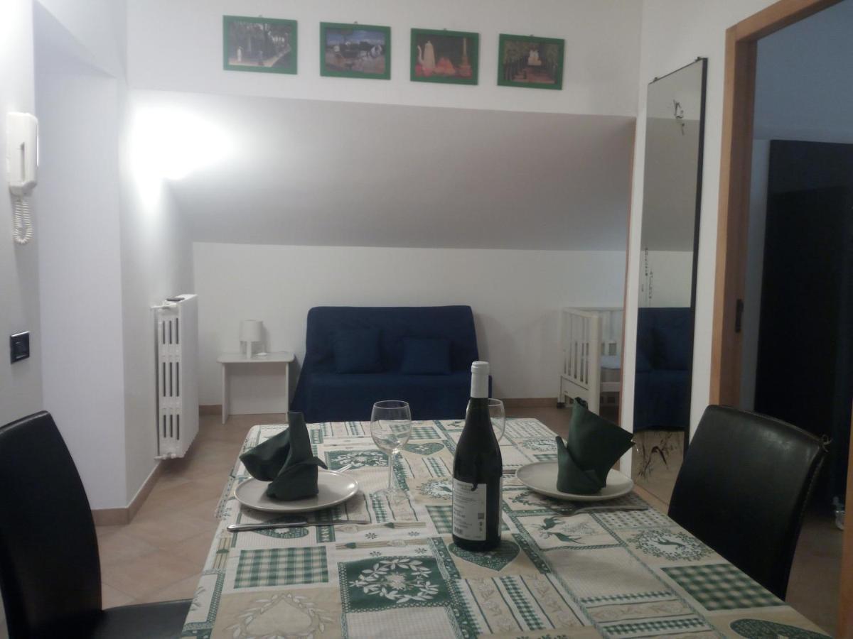 Hotel The Holiday House Santeramo in Colle Exterior foto